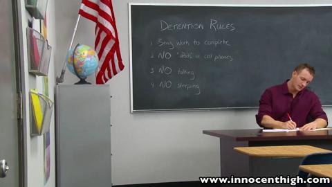 10833